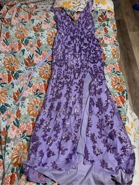 Embellished Lavender Prom Dress with V-Neck